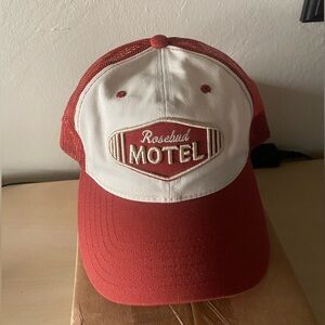 Schitts Creek - Rosebud Motel trucker hat